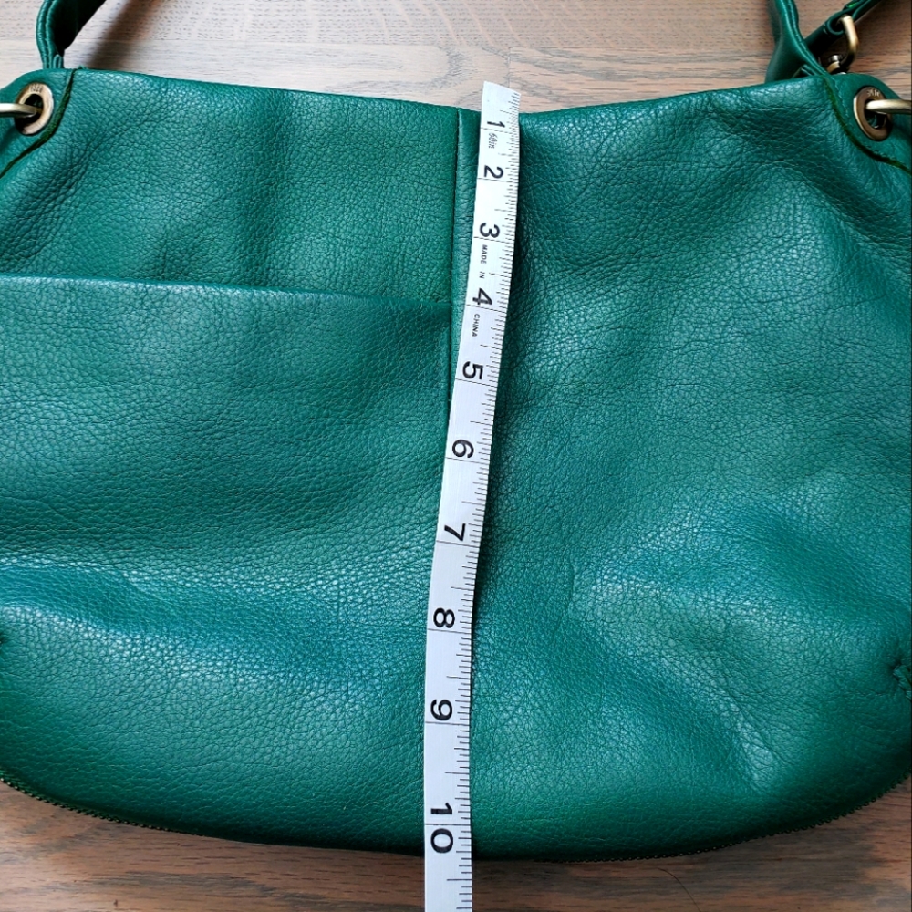 Hobo International Vale Convertible Leather Crossbody Bag - Picture 10 of 12